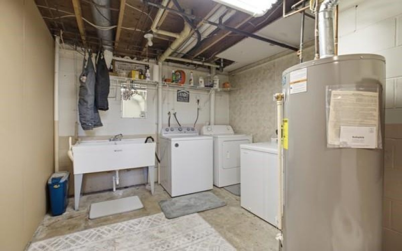 25 Liberty Ave, Burgettstown, 15021, 3 Bedrooms Bedrooms, ,2 BathroomsBathrooms,Residential,For Sale,Liberty Ave,1766077