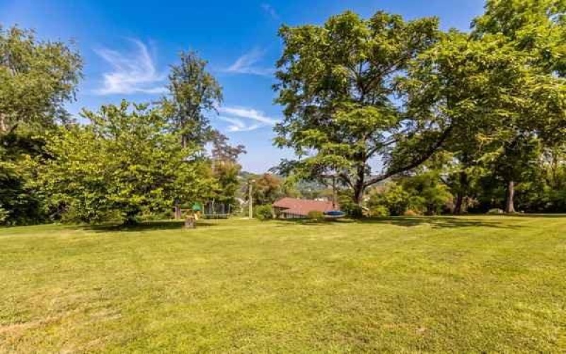 25 Liberty Ave, Burgettstown, 15021, 3 Bedrooms Bedrooms, ,2 BathroomsBathrooms,Residential,For Sale,Liberty Ave,1766077