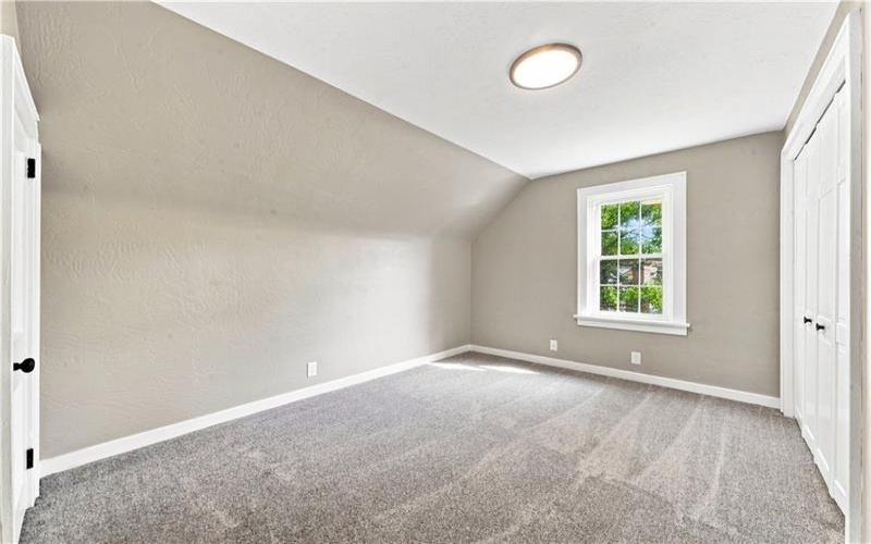 147 Wayne St, Lower Burrell, 15068, 3 Bedroom Bedrooms, 7 Room Rooms,2 BathroomBathrooms,Residential,For Sale,Wayne St,1768416
