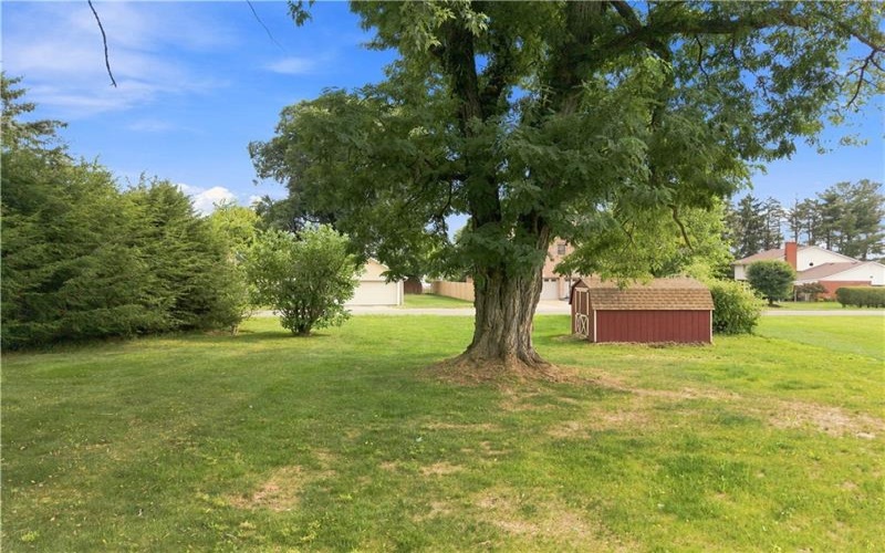 147 Wayne St, Lower Burrell, 15068, 3 Bedroom Bedrooms, 7 Room Rooms,2 BathroomBathrooms,Residential,For Sale,Wayne St,1768416