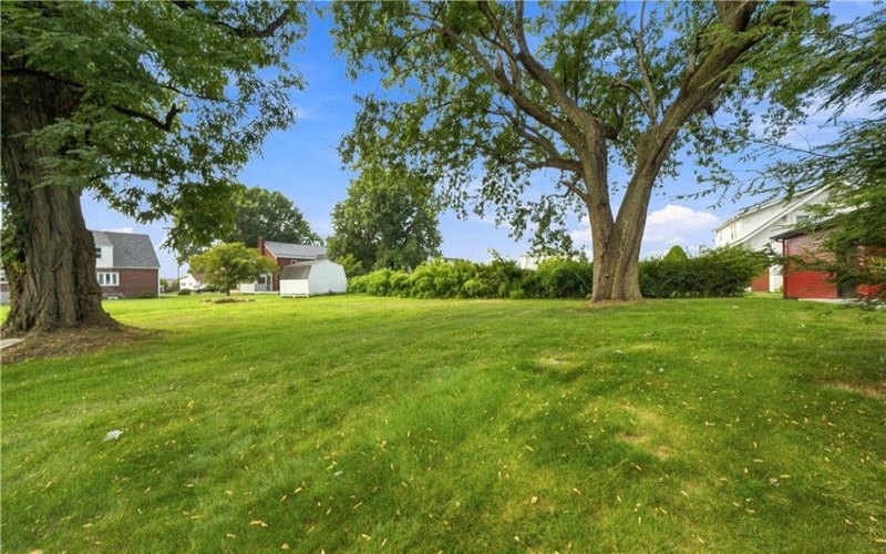 147 Wayne St, Lower Burrell, 15068, 3 Bedroom Bedrooms, 7 Room Rooms,2 BathroomBathrooms,Residential,For Sale,Wayne St,1768416
