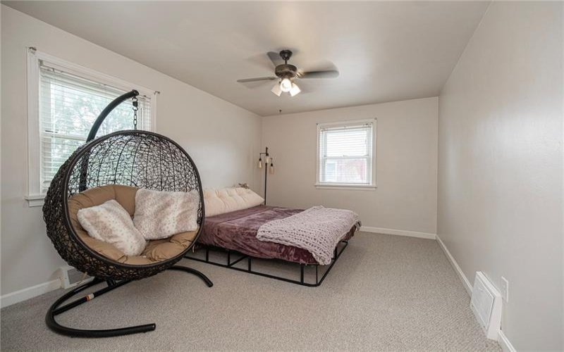 104 Murrysville Rd, Trafford, 15085, 4 Bedroom Bedrooms, 8 Room Rooms,1.1 BathroomBathrooms,Residential,For Sale,Murrysville Rd,1771101