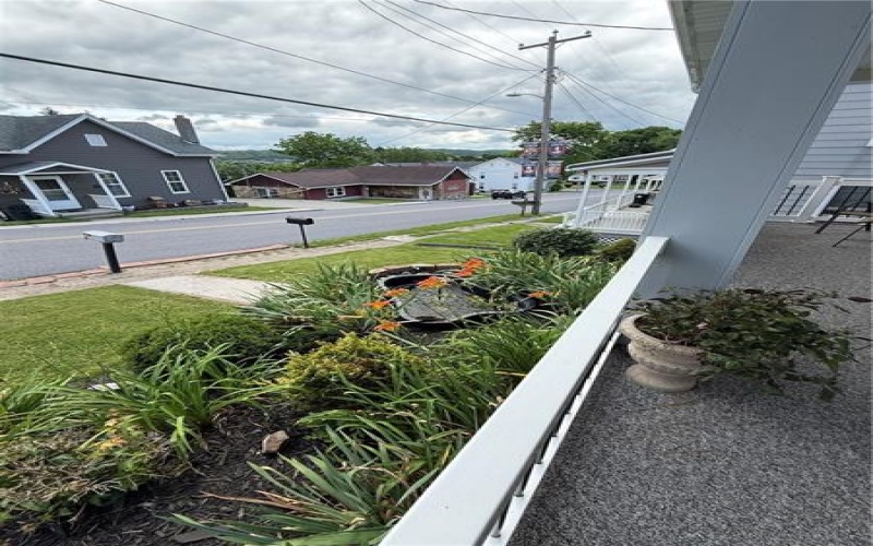 300 Main St, Stoystown, 15563, 5 Bedrooms Bedrooms, 10 Rooms Rooms,2.1 BathroomsBathrooms,Residential,For Sale,Main St,1771114