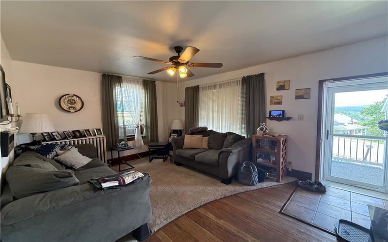 300 Main St, Stoystown, 15563, 5 Bedrooms Bedrooms, 10 Rooms Rooms,2.1 BathroomsBathrooms,Residential,For Sale,Main St,1771114