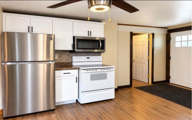 2009 Main STREET, Claridge, 15623, 2 Bedroom Bedrooms, ,2 BathroomBathrooms,Residential,For Sale,Main,1771125