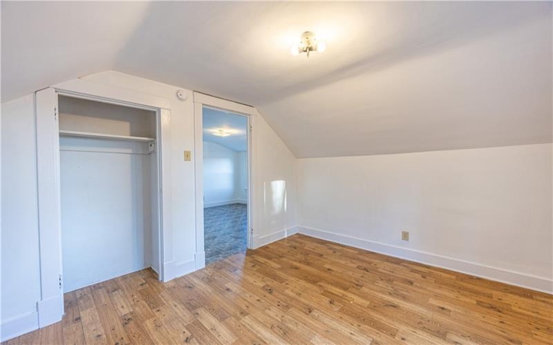 953 7th St Ext, New Kensington, 15068, 4 Bedrooms Bedrooms, ,2 BathroomsBathrooms,Residential,For Sale,7th St Ext,1735400