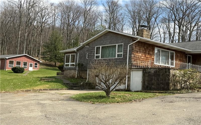 326 Keslar School Road, Acme, 15610, 3 Bedrooms Bedrooms, 8 Rooms Rooms,2.1 BathroomsBathrooms,Residential,For Sale,Keslar School Road,1751644