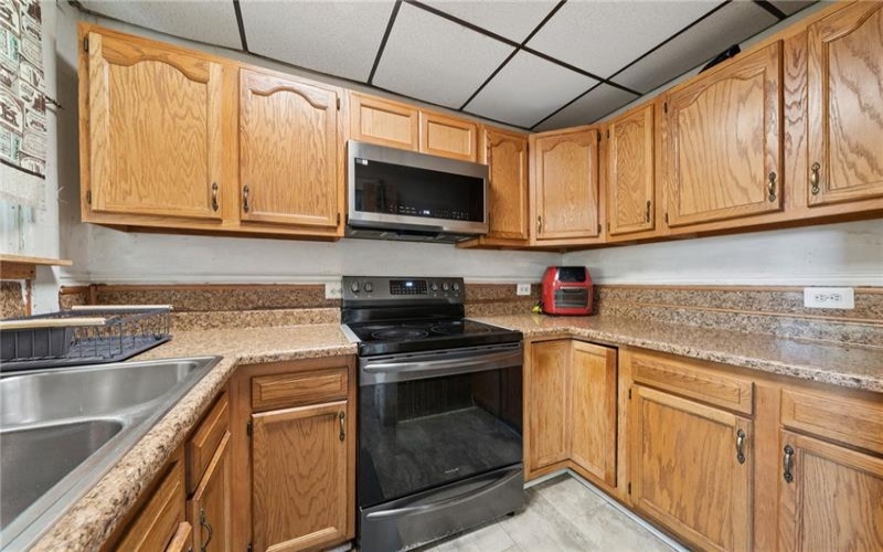 308 Pine St, Latrobe, 15650, 5 Bedroom Bedrooms, 10 Room Rooms,1.1 BathroomBathrooms,Residential,For Sale,Pine St,1758980