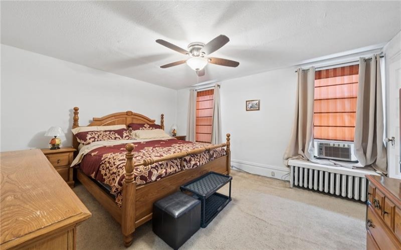 308 Pine St, Latrobe, 15650, 5 Bedroom Bedrooms, 10 Room Rooms,1.1 BathroomBathrooms,Residential,For Sale,Pine St,1758980