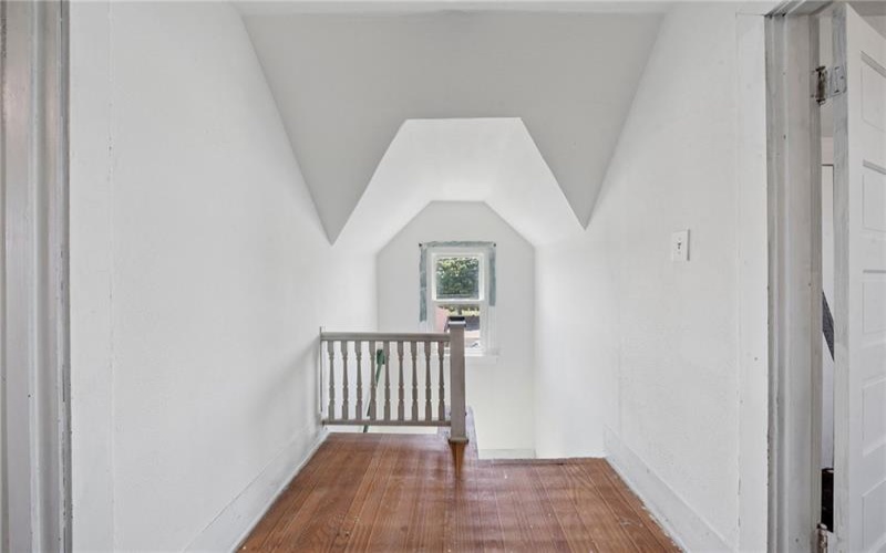 308 Pine St, Latrobe, 15650, 5 Bedroom Bedrooms, 10 Room Rooms,1.1 BathroomBathrooms,Residential,For Sale,Pine St,1758980
