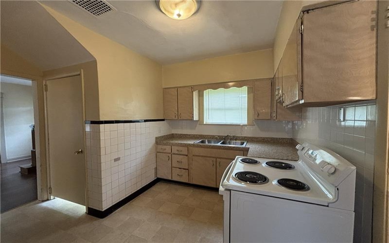 3114 PA-819, Delmont, 15670, 3 Bedrooms Bedrooms, ,2 BathroomsBathrooms,Lease,For Rent,PA-819,1770974