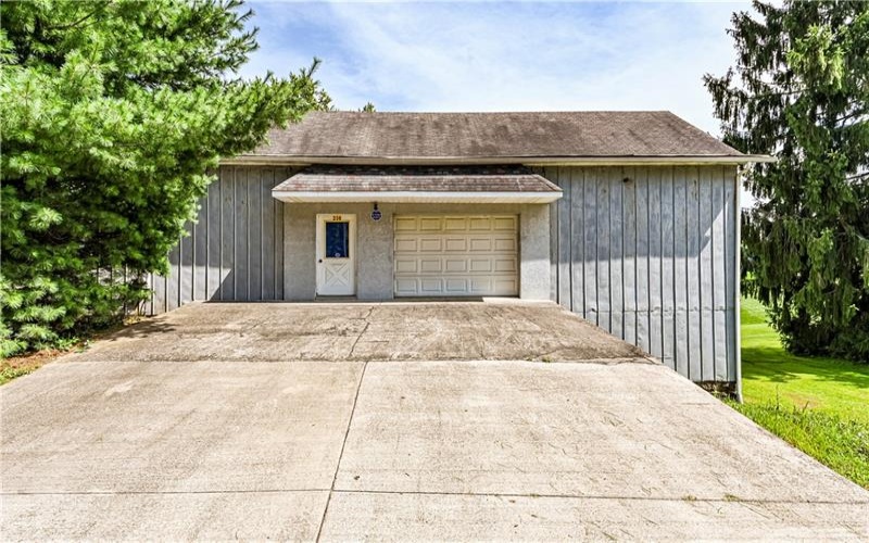 238 White School Rd, Greensburg, 15601, ,Commercial-industrial-business,For Sale,White School Rd,1770994