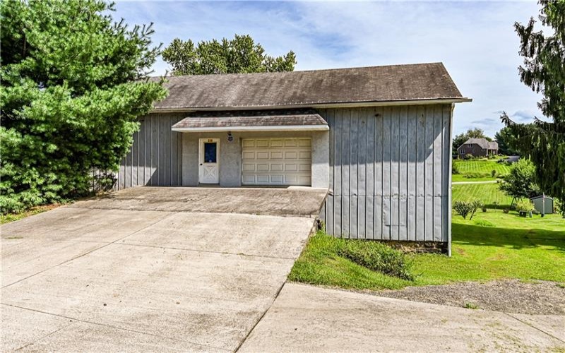 238 White School Rd, Greensburg, 15601, ,Commercial-industrial-business,For Sale,White School Rd,1770994