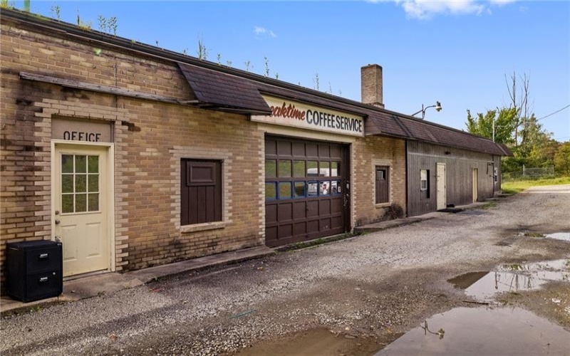 2246 1st St, Wyano, 15695, ,Commercial-industrial-business,For Sale,1st St,1771044