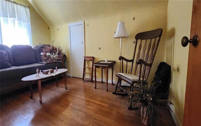 69 Princeton Ave, Uniontown, 15401, 3 Bedrooms Bedrooms, ,1 BathroomBathrooms,Residential,For Sale,Princeton Ave,1771140