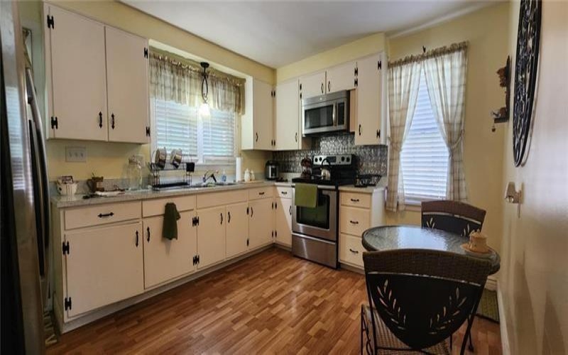 69 Princeton Ave, Uniontown, 15401, 3 Bedrooms Bedrooms, ,1 BathroomBathrooms,Residential,For Sale,Princeton Ave,1771140