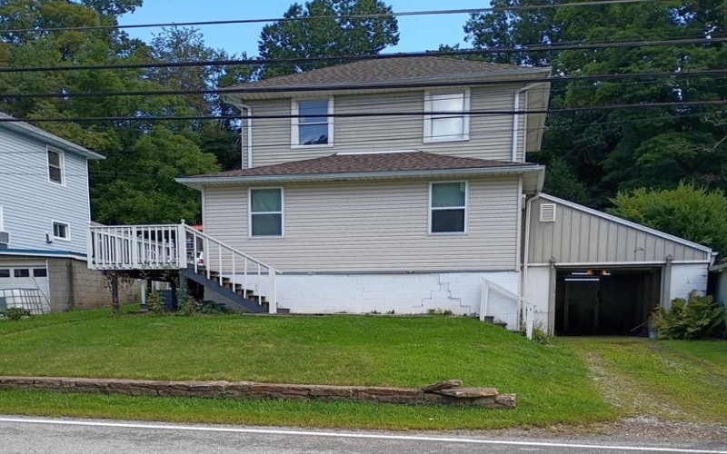3104 Route 819, Slickville, 15684, 3 Bedroom Bedrooms, 6 Room Rooms,2 BathroomBathrooms,Residential,For Sale,Route 819,1771150