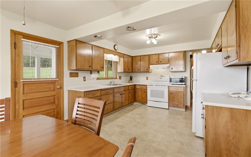 587 Flatwoods Rd, Vanderbilt, 15486, 3 Bedrooms Bedrooms, ,1.1 BathroomsBathrooms,Residential,For Sale,Flatwoods Rd,1771161