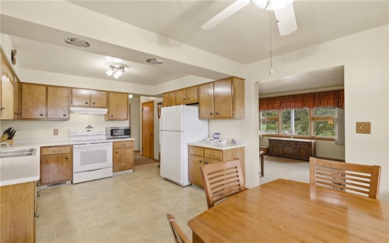 587 Flatwoods Rd, Vanderbilt, 15486, 3 Bedrooms Bedrooms, ,1.1 BathroomsBathrooms,Residential,For Sale,Flatwoods Rd,1771161