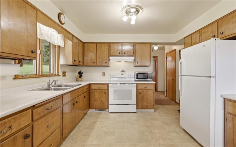 587 Flatwoods Rd, Vanderbilt, 15486, 3 Bedrooms Bedrooms, ,1.1 BathroomsBathrooms,Residential,For Sale,Flatwoods Rd,1771161
