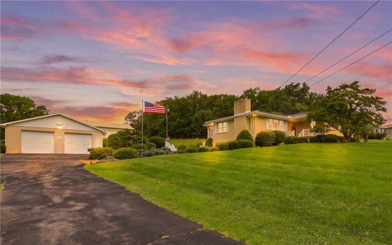 587 Flatwoods Rd, Vanderbilt, 15486, 3 Bedrooms Bedrooms, ,1.1 BathroomsBathrooms,Residential,For Sale,Flatwoods Rd,1771161