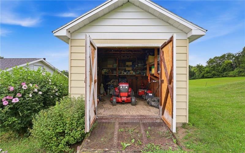 587 Flatwoods Rd, Vanderbilt, 15486, 3 Bedrooms Bedrooms, ,1.1 BathroomsBathrooms,Residential,For Sale,Flatwoods Rd,1771161