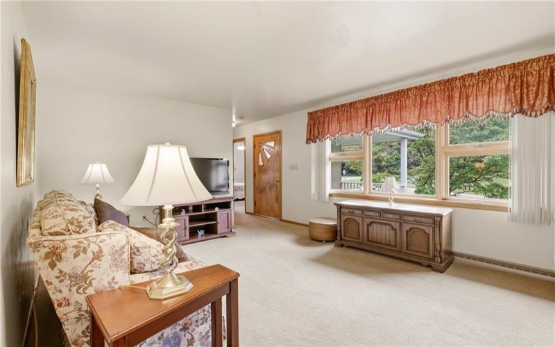 587 Flatwoods Rd, Vanderbilt, 15486, 3 Bedrooms Bedrooms, ,1.1 BathroomsBathrooms,Residential,For Sale,Flatwoods Rd,1771161