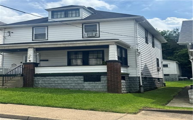 1308 Summit Ave, Monessen, 15062, 2 Bedrooms Bedrooms, 5 Rooms Rooms,1 BathroomBathrooms,Residential,For Sale,Summit Ave,1771169