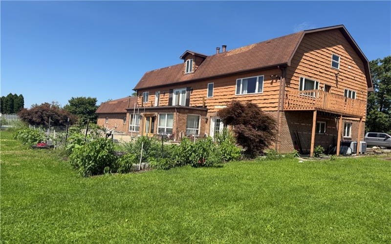 120 Hawkview Lane, Latrobe, 15650, 5 Bedrooms Bedrooms, 11 Rooms Rooms,4 BathroomsBathrooms,Residential,For Sale,Hawkview Lane,1771264