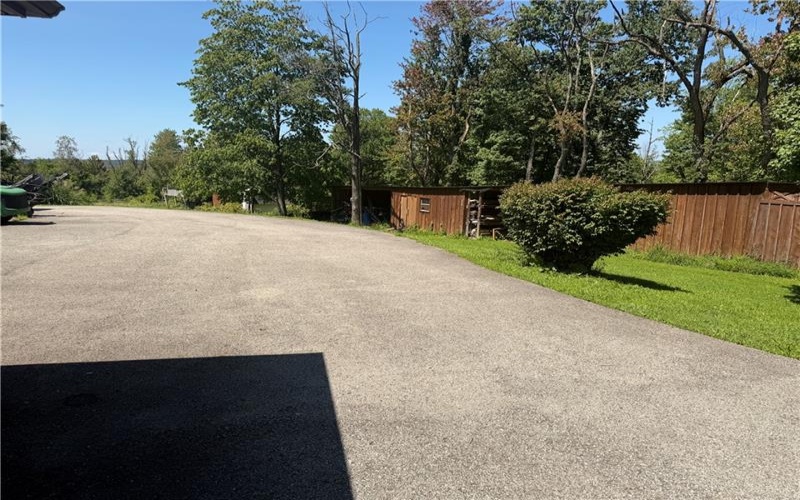 120 Hawkview Lane, Latrobe, 15650, 5 Bedrooms Bedrooms, 11 Rooms Rooms,4 BathroomsBathrooms,Residential,For Sale,Hawkview Lane,1771264
