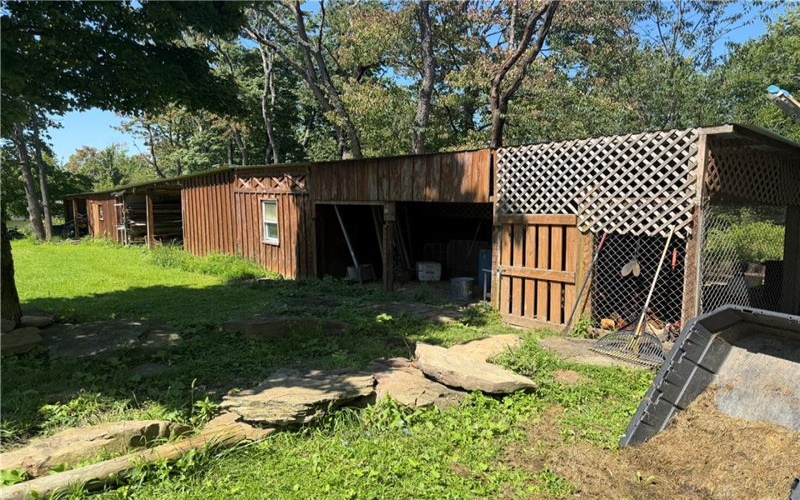 120 Hawkview Lane, Latrobe, 15650, 5 Bedrooms Bedrooms, 11 Rooms Rooms,4 BathroomsBathrooms,Residential,For Sale,Hawkview Lane,1771264