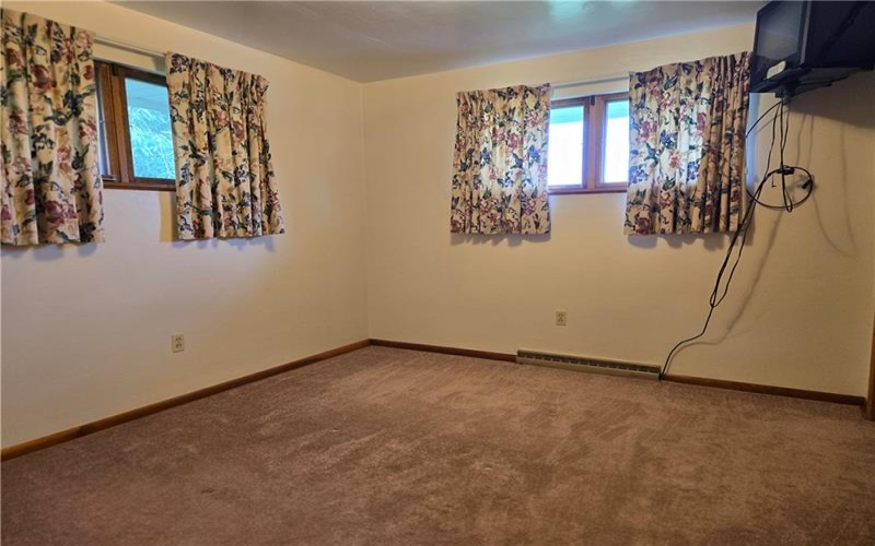180 Church Rd, Eighty Four, 15330, 3 Bedroom Bedrooms, 9 Room Rooms,2 BathroomBathrooms,Residential,For Sale,Church Rd,1771285