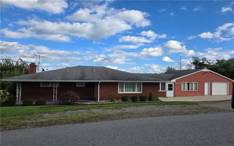 180 Church Rd, Eighty Four, 15330, 3 Bedroom Bedrooms, 9 Room Rooms,2 BathroomBathrooms,Residential,For Sale,Church Rd,1771285
