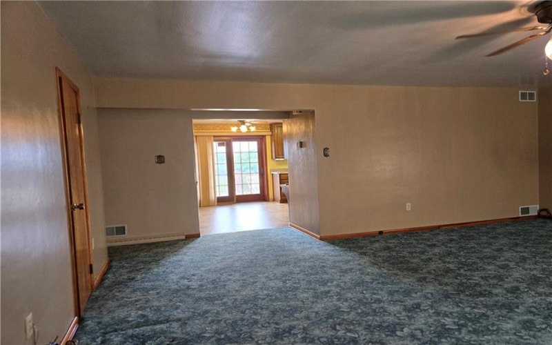 180 Church Rd, Eighty Four, 15330, 3 Bedroom Bedrooms, 9 Room Rooms,2 BathroomBathrooms,Residential,For Sale,Church Rd,1771285