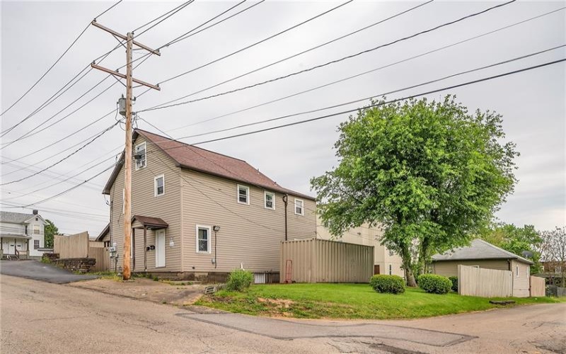 277 Gallatin Ave, Uniontown, 15401, ,Commercial-industrial-business,For Sale,Gallatin Ave,1771287
