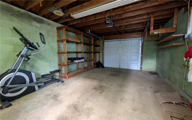 1219 Poplar St, Greensburg, 15601, 3 Bedroom Bedrooms, 6 Room Rooms,1 BathroomBathrooms,Residential,For Sale,Poplar St,1771290