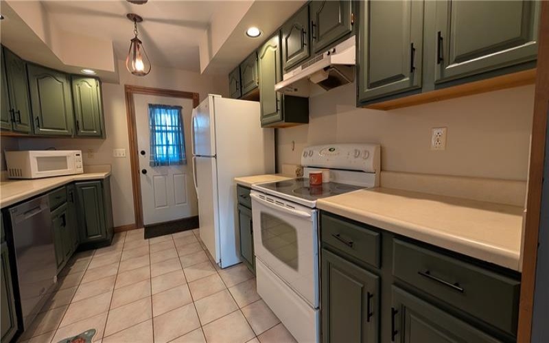 1219 Poplar St, Greensburg, 15601, 3 Bedroom Bedrooms, 6 Room Rooms,1 BathroomBathrooms,Residential,For Sale,Poplar St,1771290