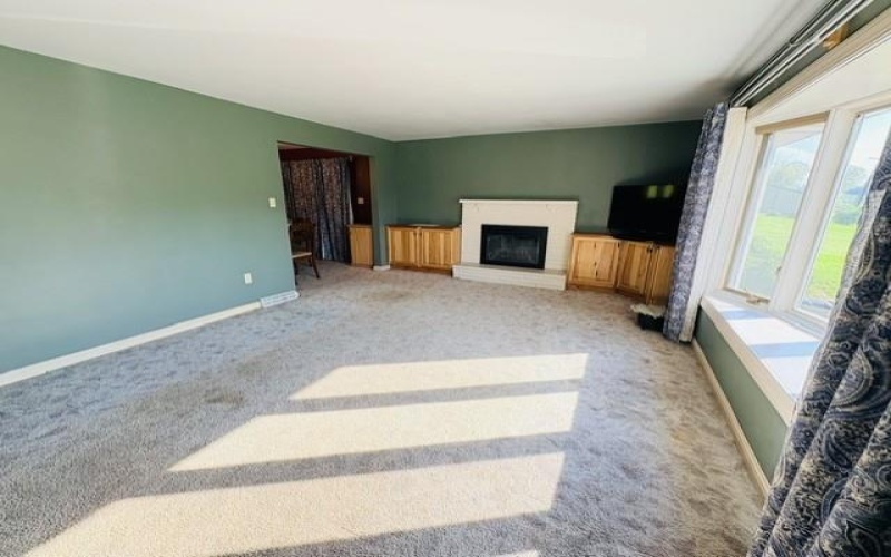 2434 Racetrack Rd, New Stanton, 15672, 3 Bedroom Bedrooms, 7 Room Rooms,1 BathroomBathrooms,Residential,For Sale,Racetrack Rd,1758642