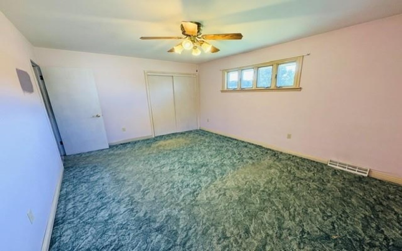 2434 Racetrack Rd, New Stanton, 15672, 3 Bedroom Bedrooms, 7 Room Rooms,1 BathroomBathrooms,Residential,For Sale,Racetrack Rd,1758642