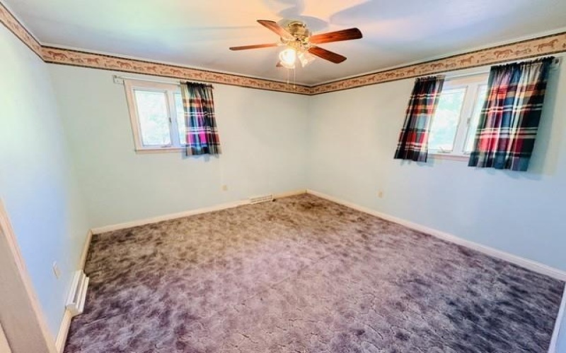 2434 Racetrack Rd, New Stanton, 15672, 3 Bedroom Bedrooms, 7 Room Rooms,1 BathroomBathrooms,Residential,For Sale,Racetrack Rd,1758642