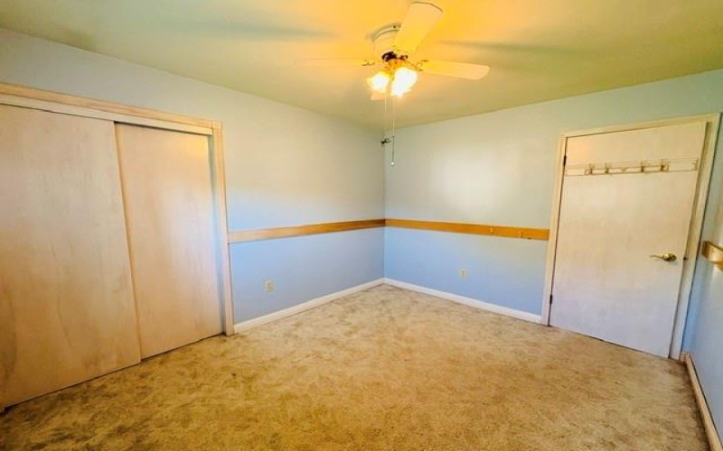 2434 Racetrack Rd, New Stanton, 15672, 3 Bedroom Bedrooms, 7 Room Rooms,1 BathroomBathrooms,Residential,For Sale,Racetrack Rd,1758642
