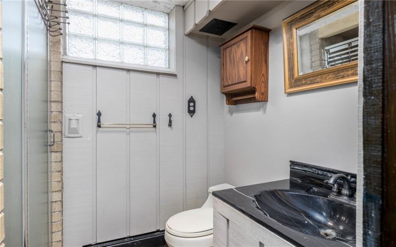 810 Summerlea Ave, Washington, 15301, 3 Bedroom Bedrooms, 9 Room Rooms,3 BathroomBathrooms,Residential,For Sale,Summerlea Ave,1760236