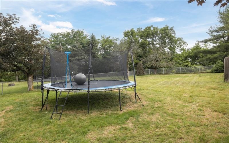 810 Summerlea Ave, Washington, 15301, 3 Bedroom Bedrooms, 9 Room Rooms,3 BathroomBathrooms,Residential,For Sale,Summerlea Ave,1760236