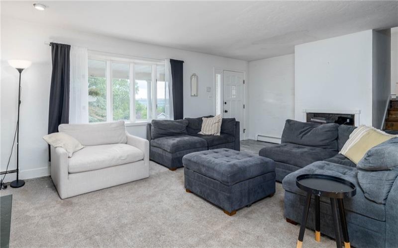 810 Summerlea Ave, Washington, 15301, 3 Bedroom Bedrooms, 9 Room Rooms,3 BathroomBathrooms,Residential,For Sale,Summerlea Ave,1760236