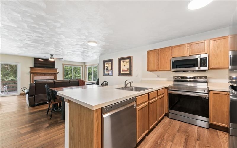 2010 South Ridge Terrace, Hidden Valley, 15502, 2 Bedroom Bedrooms, 7 Room Rooms,2 BathroomBathrooms,Residential,For Sale,South Ridge Terrace,1762739