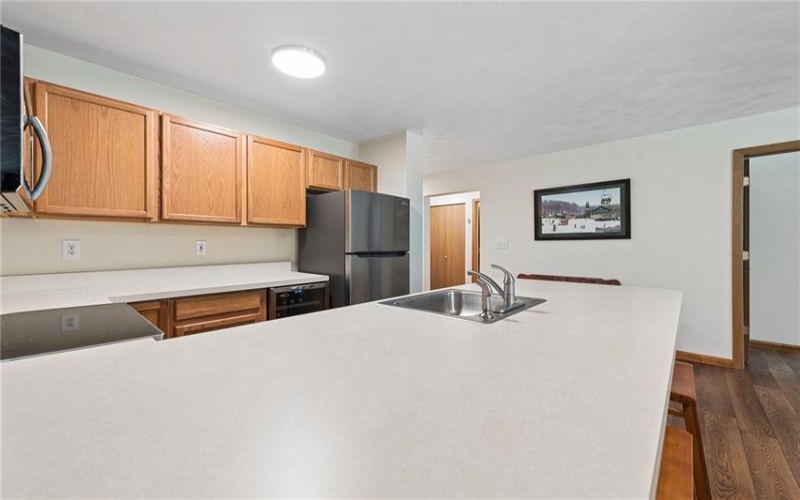 2010 South Ridge Terrace, Hidden Valley, 15502, 2 Bedroom Bedrooms, 7 Room Rooms,2 BathroomBathrooms,Residential,For Sale,South Ridge Terrace,1762739