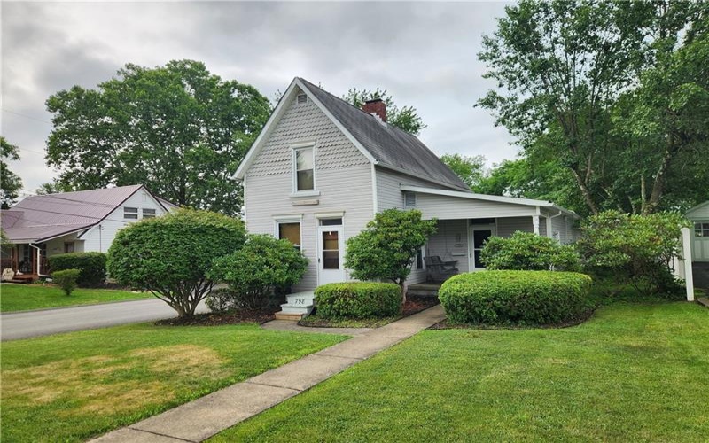 798 Race St, Waynesburg, 15370, 2 Bedrooms Bedrooms, 7 Rooms Rooms,1.1 BathroomsBathrooms,Residential,For Sale,Race St,1765711