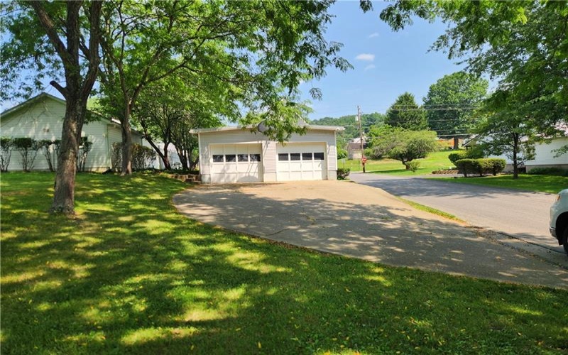 798 Race St, Waynesburg, 15370, 2 Bedrooms Bedrooms, 7 Rooms Rooms,1.1 BathroomsBathrooms,Residential,For Sale,Race St,1765711