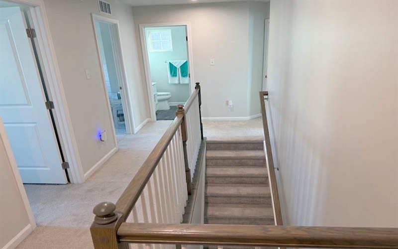 1004 Lampl Lane, Jeannette, 15644, 3 Bedroom Bedrooms, 6 Room Rooms,2.1 BathroomBathrooms,Residential,For Sale,Lampl Lane,1771257