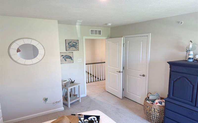 1004 Lampl Lane, Jeannette, 15644, 3 Bedroom Bedrooms, 6 Room Rooms,2.1 BathroomBathrooms,Residential,For Sale,Lampl Lane,1771257